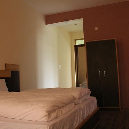 לה Hotel Kasdar Ladakh מראה חיצוני תמונה