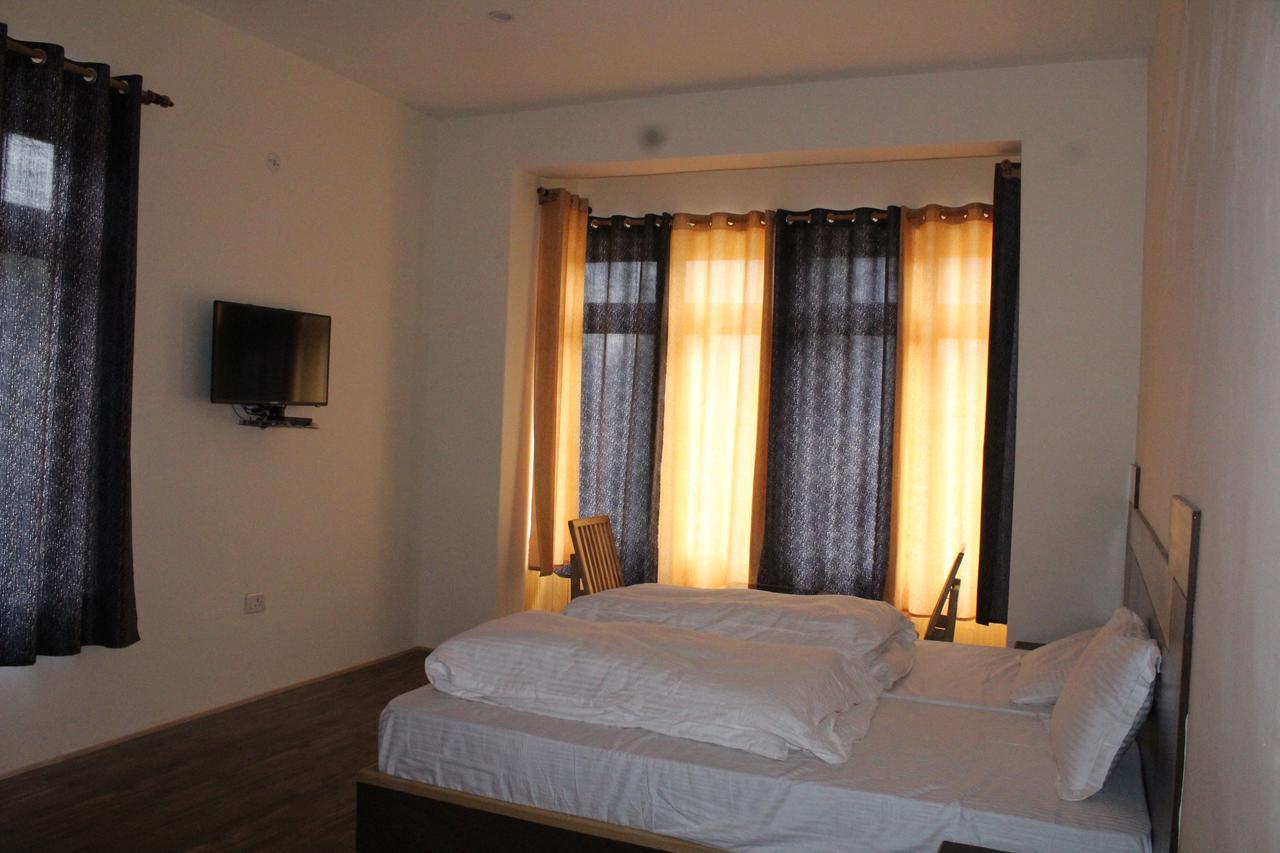 לה Hotel Kasdar Ladakh מראה חיצוני תמונה